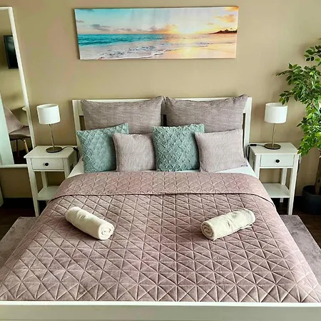 In - Balaton 51876 Апартаменты